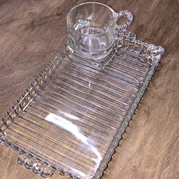 Vintage Hazel Atlas crystal beaded tray - Picture 1 of 6
